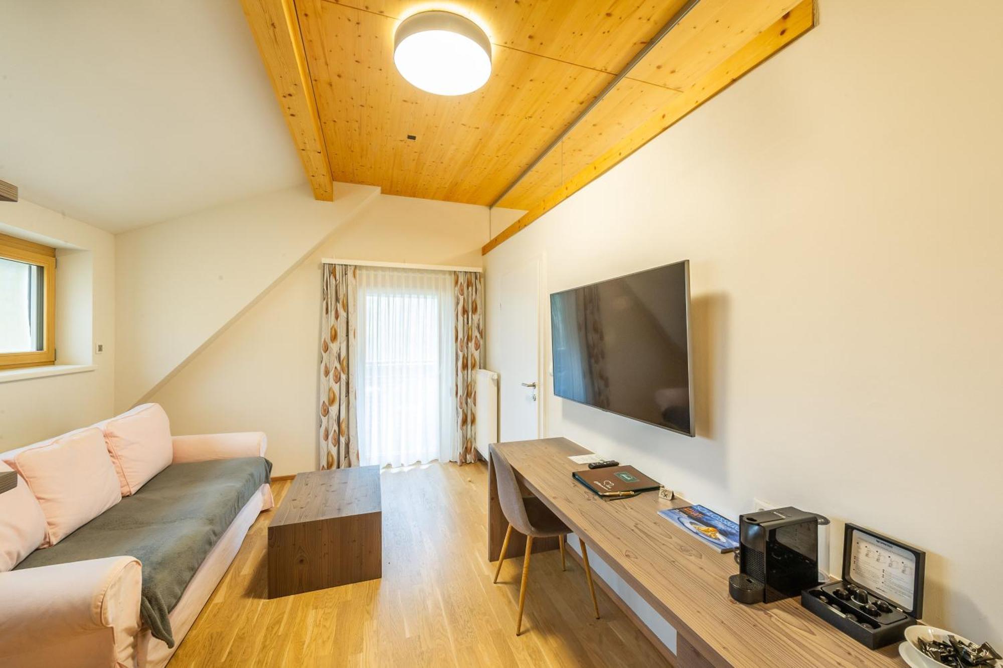 Apartmenthaus Pastner Am Teich Übelbach 외부 사진